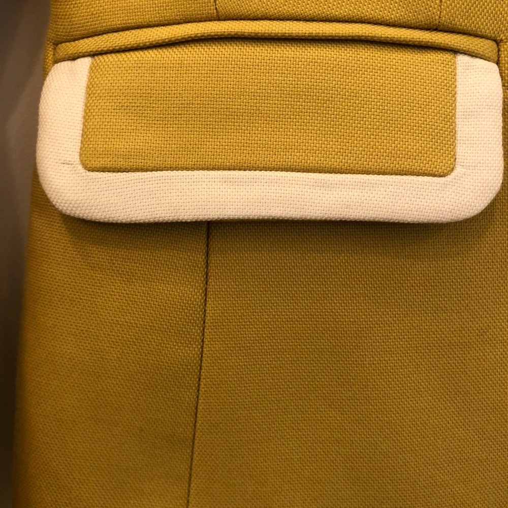 Banana Republic gold blazer - Picture 4 of 5